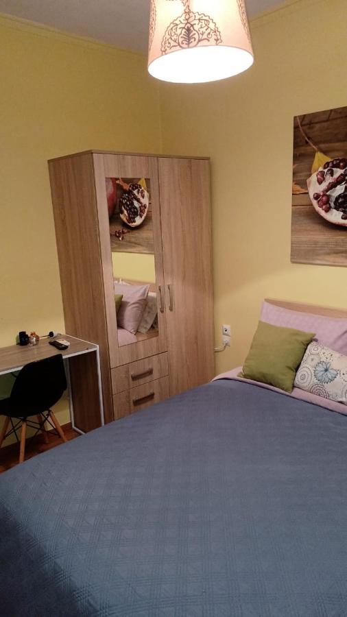 Central 6Th Floor Studio Near Metro & View&200Mbps Атина Екстериор снимка