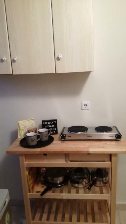 Central 6Th Floor Studio Near Metro & View&200Mbps Атина Екстериор снимка